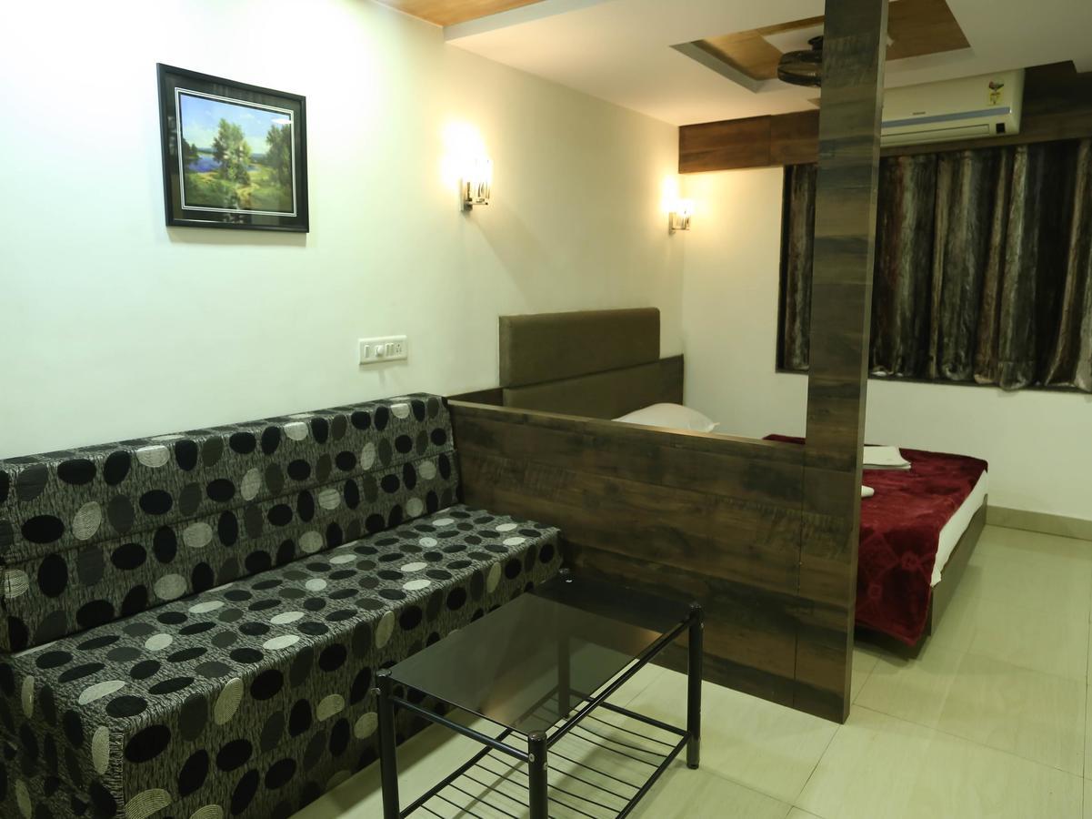 Hotel Kudla Rasaprakash マンガロール エクステリア 写真
